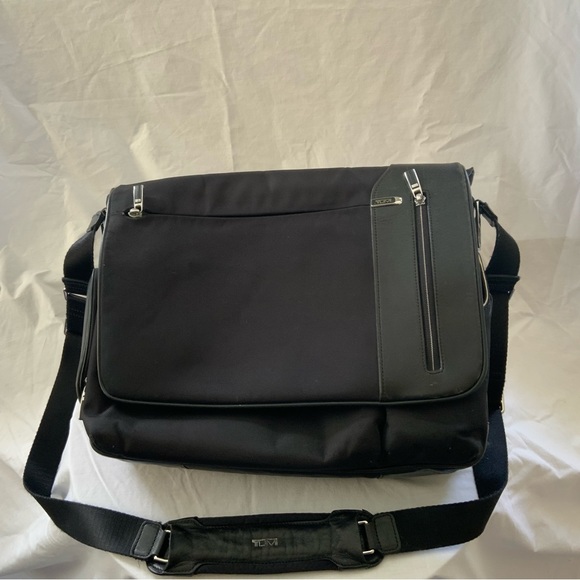 Tumi Bags Tumi Expandable Organizer Laptop Bag Poshmark